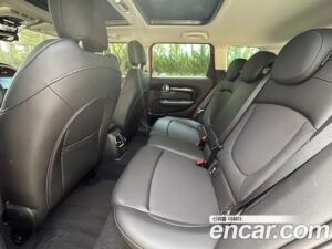 Mini Clubman CLASSIC 2023 года из Южной Кореи