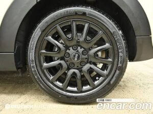 Mini Cooper 5Door DEFAULT 2020 года из Южной Кореи