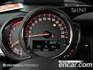 Mini Cooper 5Door DEFAULT 2020 года из Южной Кореи