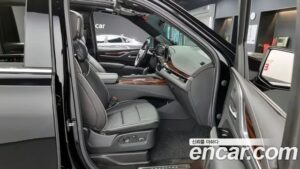 Cadillac Escalade 6.2 ESV 2021 года из Южной Кореи