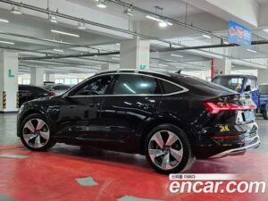Audi e-tron 55 4WD Sportback 2022 года из Южной Кореи