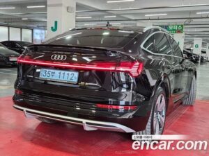 Audi e-tron 55 4WD Sportback 2022 года из Южной Кореи