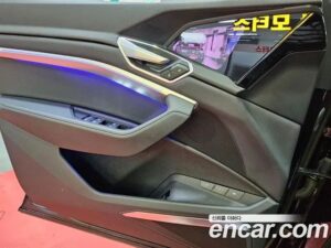 Audi e-tron 55 4WD Sportback 2022 года из Южной Кореи