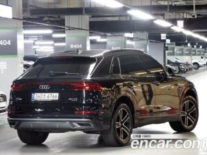 Audi Q8 45 TDI 4WD Premium 2021 года из Южной Кореи