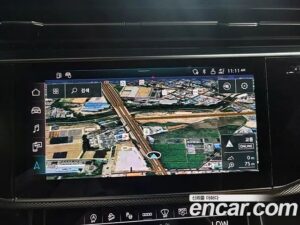 Audi Q8 45 TDI 4WD Premium 2021 года из Южной Кореи