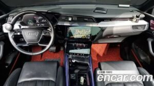 Audi e-tron 55 4WD 2020 года из Южной Кореи