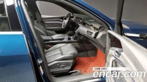 Audi e-tron 55 4WD 2020 года из Южной Кореи