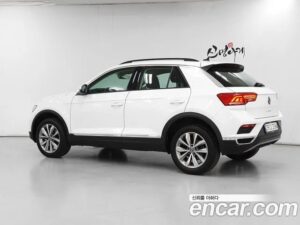 Volkswagen T-Roc 2.0 TDI Style 2021 года из Южной Кореи