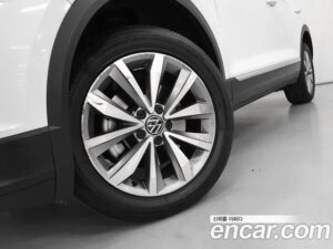 Volkswagen T-Roc 2.0 TDI Style 2021 года из Южной Кореи