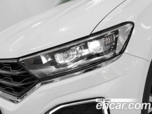 Volkswagen T-Roc 2.0 TDI Style 2021 года из Южной Кореи