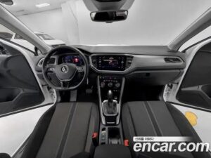 Volkswagen T-Roc 2.0 TDI Style 2021 года из Южной Кореи