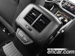 Volkswagen T-Roc 2.0 TDI Style 2021 года из Южной Кореи