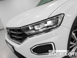 Volkswagen T-Roc 2.0 TDI Style 2021 года из Южной Кореи