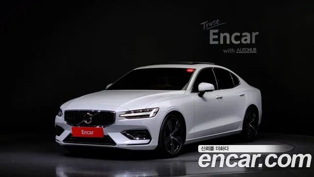 Volvo S60 T5 Inscription 2020 года из Кореи