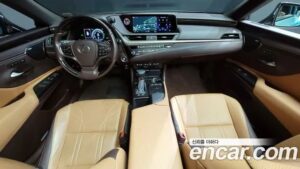 Lexus ES Executive 2020 года из Южной Кореи