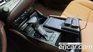 Lexus ES Executive 2020 года из Южной Кореи