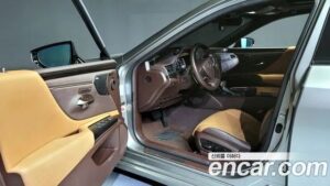 Lexus ES Executive 2020 года из Южной Кореи