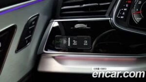 Audi Q7 55 TFSI 4WD Premium 2022 года из Южной Кореи