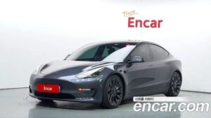 Tesla Model 3 Performance 2021 года из Южной Кореи