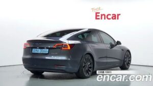 Tesla Model 3 Performance 2021 года из Южной Кореи