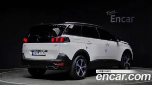 Peugeot 5008 1.2 Pure Tech GT Pack 2022 года из Южной Кореи