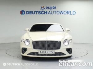 Bentley Continental 4.0 GT 2021 года из Южной Кореи