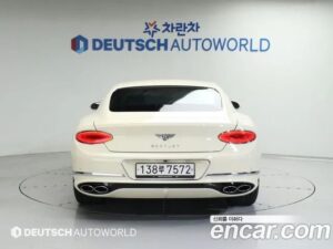 Bentley Continental 4.0 GT 2021 года из Южной Кореи