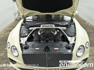 Bentley Continental 4.0 GT 2021 года из Южной Кореи