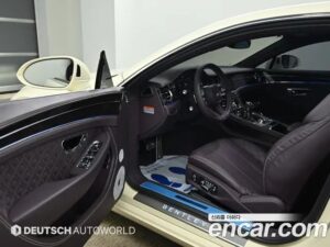 Bentley Continental 4.0 GT 2021 года из Южной Кореи