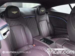 Bentley Continental 4.0 GT 2021 года из Южной Кореи