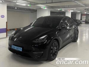 Tesla Model Y Performance 2022 года из Южной Кореи