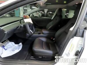 Tesla Model 3 Performance 2020 года из Южной Кореи