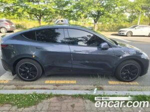 Tesla Model Y Standard RANGE 2021 года из Южной Кореи