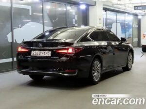 Lexus ES Executive 2021 года из Южной Кореи