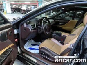 Lexus ES Executive 2021 года из Южной Кореи