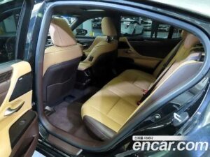 Lexus ES Executive 2021 года из Южной Кореи