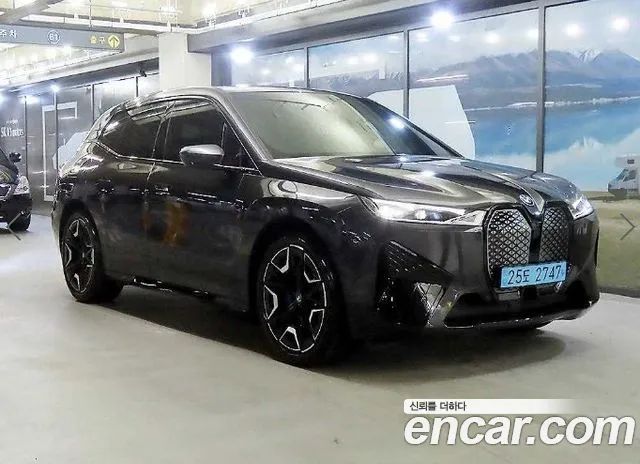 BMW iX xDrive50 Sport Plus 2022 года из Кореи