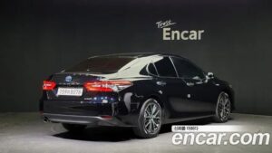 Toyota Camry 2.5 XLE HYBRID 2022 года из Южной Кореи