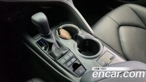 Toyota Camry 2.5 XLE HYBRID 2022 года из Южной Кореи