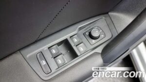 Volkswagen Tiguan 2.0 TDI Premium 2020 года из Южной Кореи