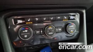 Volkswagen Tiguan 2.0 TDI Premium 2020 года из Южной Кореи