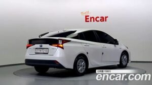 Toyota Prius 1.8 2022 года из Южной Кореи