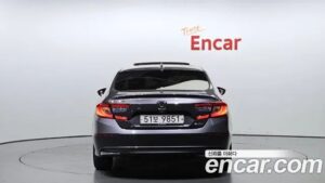 Honda Accord 2.0 HYBRID EX-L 2019 года из Южной Кореи