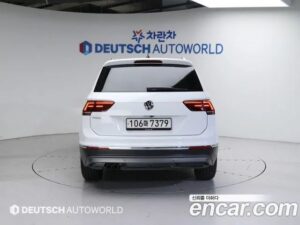 Volkswagen Tiguan 2.0 TDI Prestige 2020 года из Южной Кореи