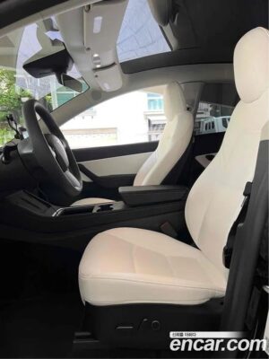 Tesla Model Y LONG RANGE 2022 года из Южной Кореи