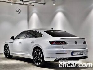 Volkswagen Arteon 2.0 TDI R-LINE 4motion 2022 года из Южной Кореи