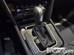 Volkswagen Arteon 2.0 TDI R-LINE 4motion 2022 года из Южной Кореи