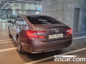 Honda Accord 2.0 HYBRID Touring 2020 года из Южной Кореи