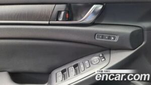 Honda Accord 2.0 HYBRID Touring 2020 года из Южной Кореи