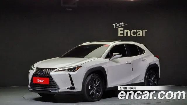 Lexus UX 2.0 2WD 2021 года из Кореи